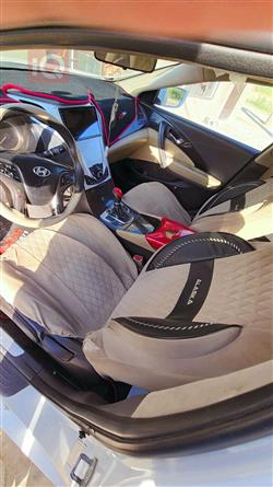 هيونداي أزيرا